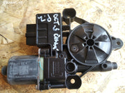 motorek stahování oken zadní pravý    5Q0959812A