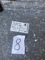 Škoda Superb III,3 levá výplň kufru combi