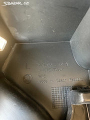 Škoda Superb III,3 levá výplň kufru combi