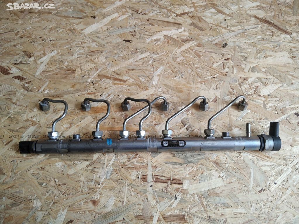 BMW F 01 lišta vstřikovací 780542302