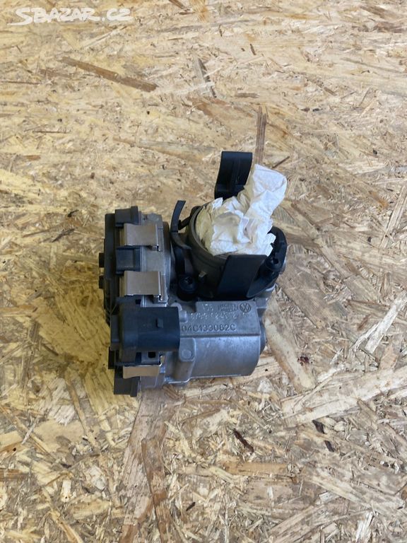 04C133062C Jednotka řídící škrtící klapky NOVÁ