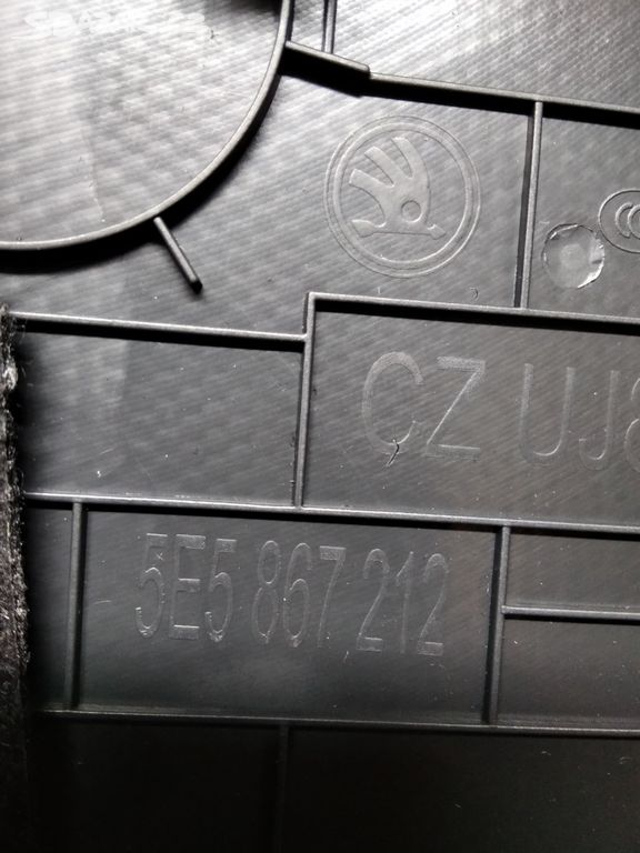 Octavia 3 výplň dveří levá zadní combi