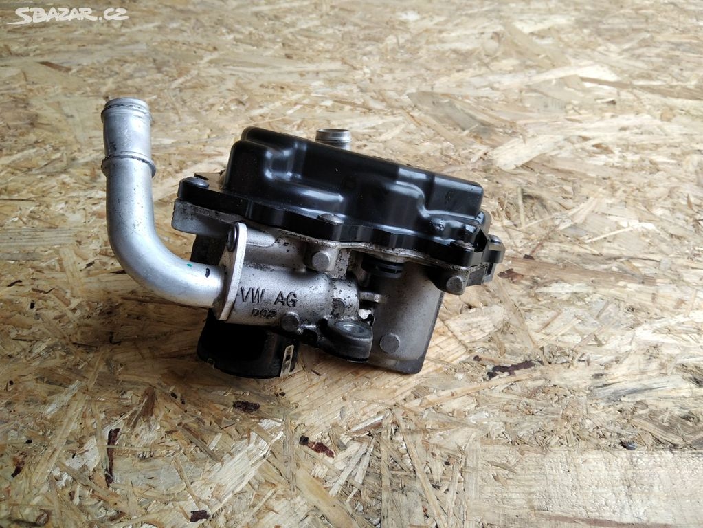 EGR ventil ŠKODA Octavia III    04L131501S