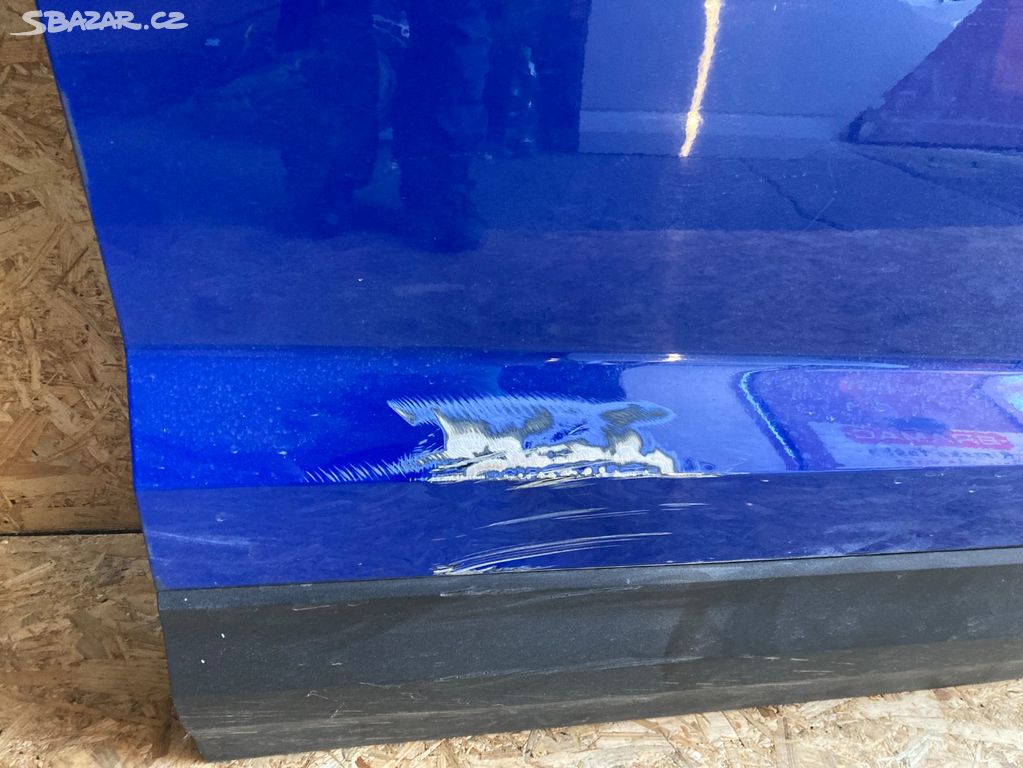 Škoda Karoq pravé přední dveře