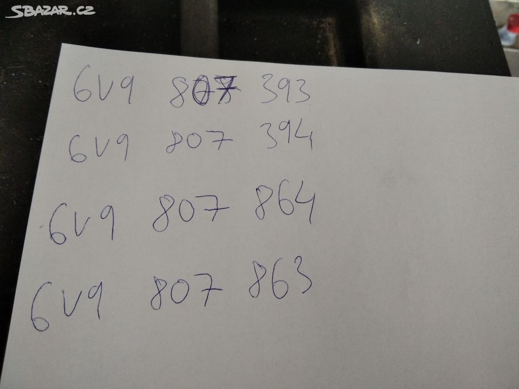 Držák zadního nárazníku Škoda Fabia III