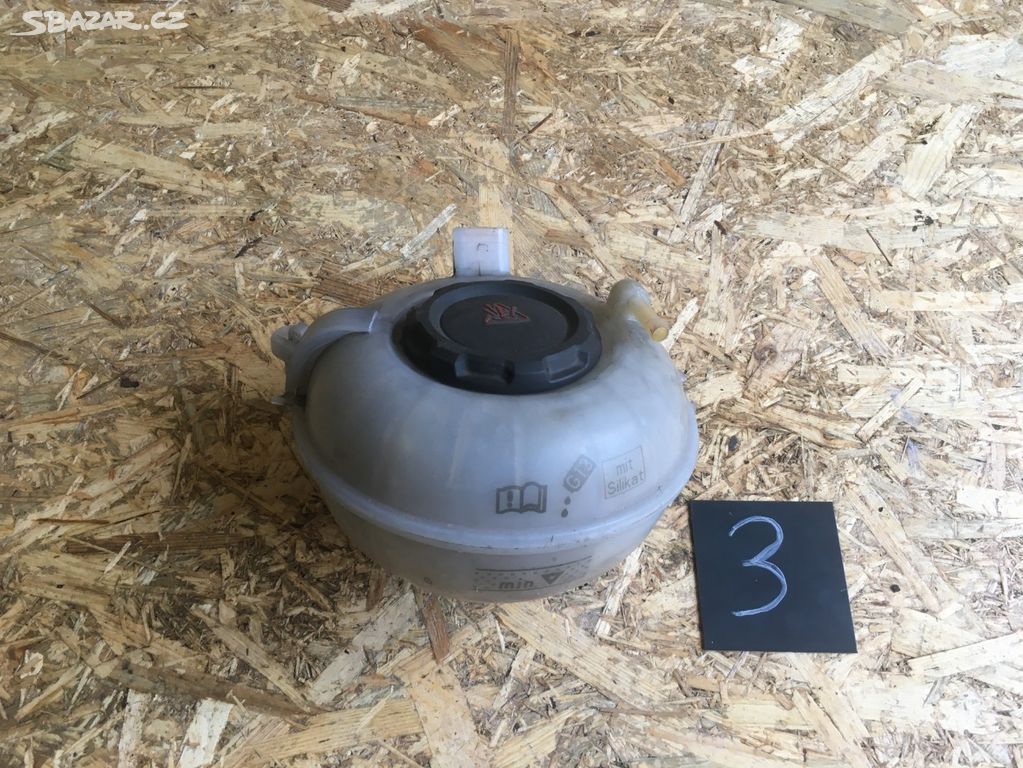 5q0121407g vyrovnávací nádoba