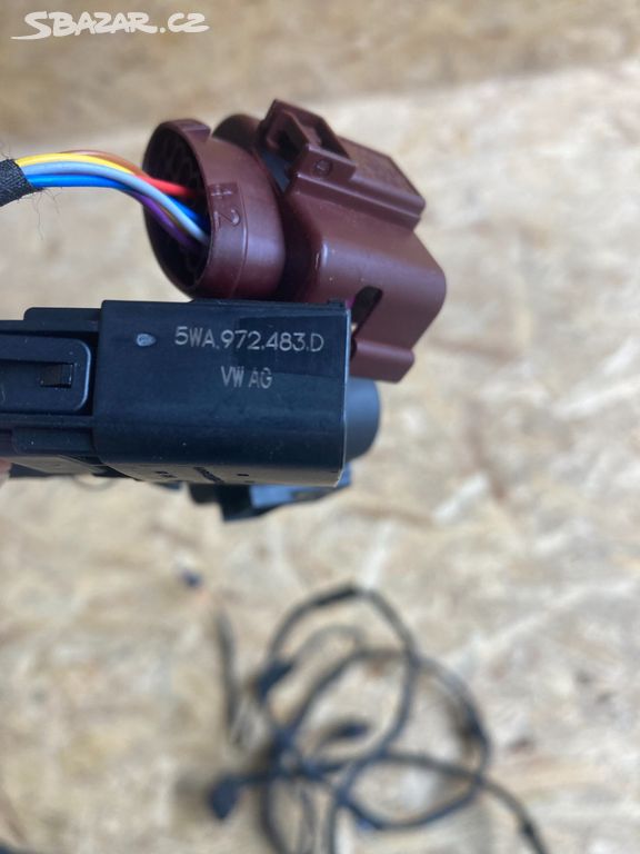 Konektory 4F0973703, 5WA972483D, 4H0973717