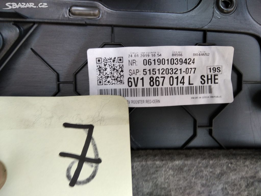 Fabia 3 výplň dveří pravá přední 6V1867014L