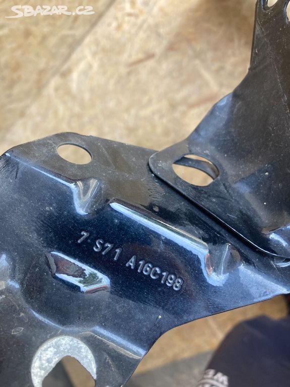 blatník přední pravý Ford Mondeo 2010 A16C198