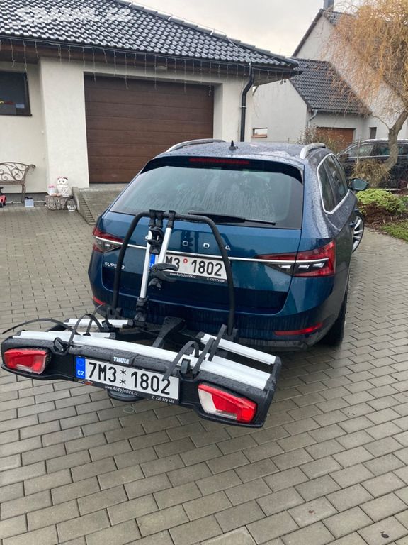 Nosič kol (držák na kolo) na závěs za auto THULE