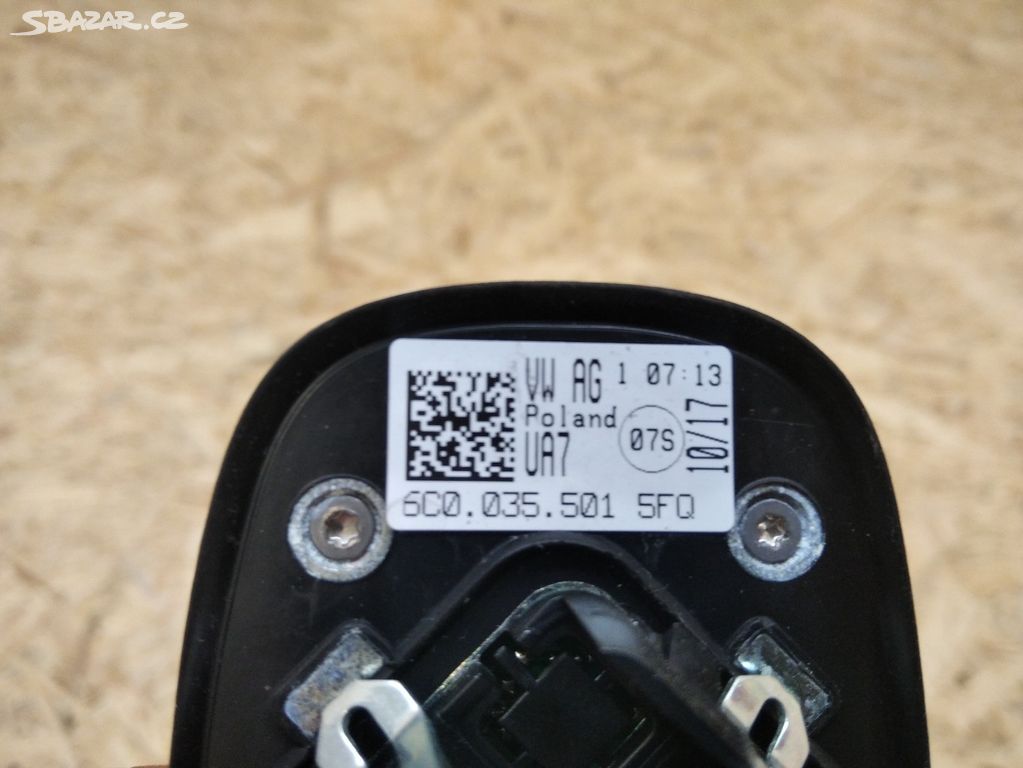 anténa ŠKODA Fabia III 6V0 (lift) 6C0035501 5FQ