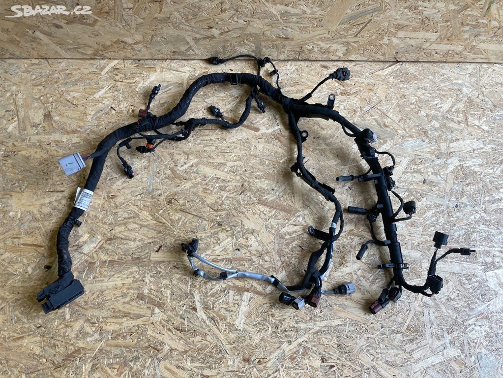 Škoda Octavia IV,4 svazek motoru 05l972610A