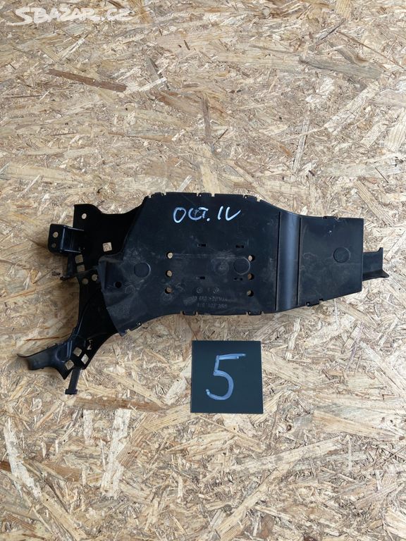 Škoda Octavia IV,4 plast nosníku 5WA971879