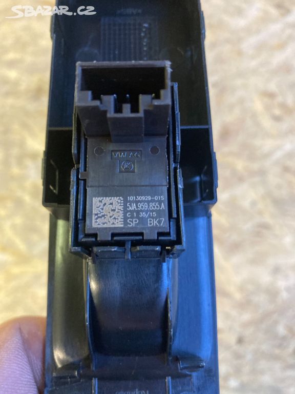 5JA959855A Spouštěč oken s rámečkem