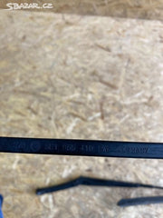 Škoda Supeb III, 3 ramínko stěrače